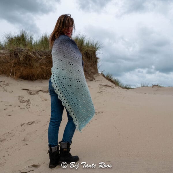Haakpatroon Flowerdrops Shawl
